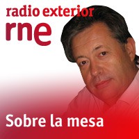 Entrevista en RNE-RE, el programa "Sobre La Mesa"